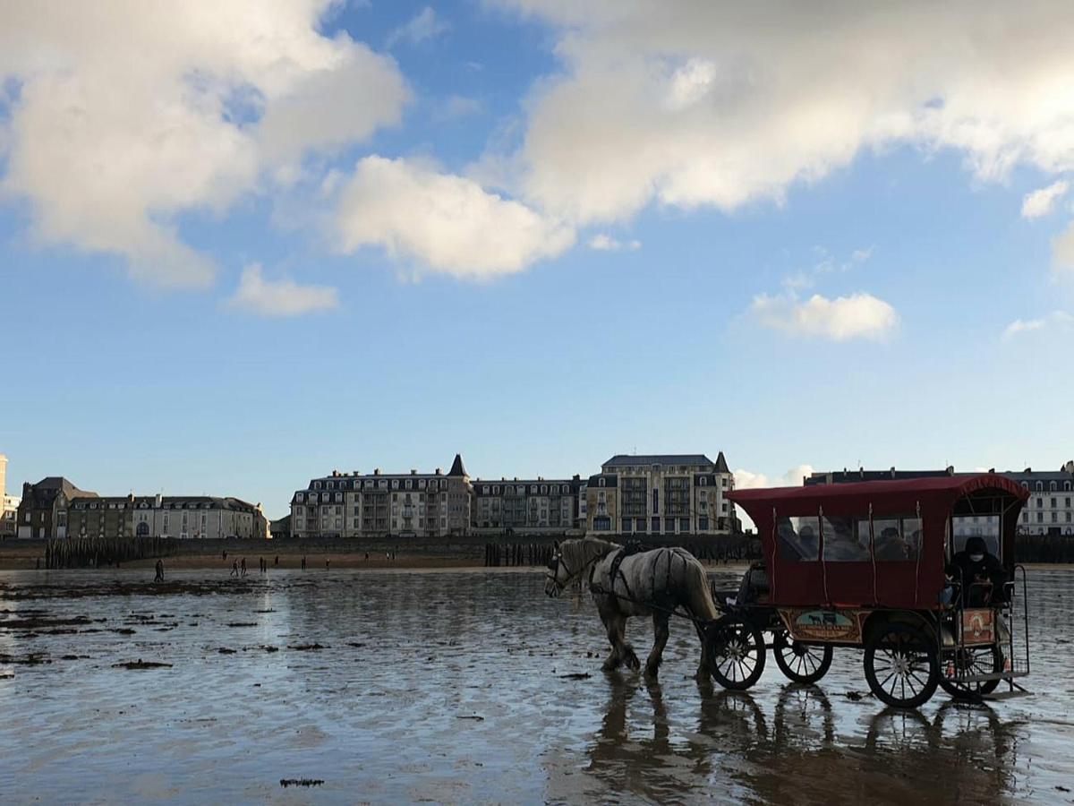 L'echo Des Vagues Apartment *